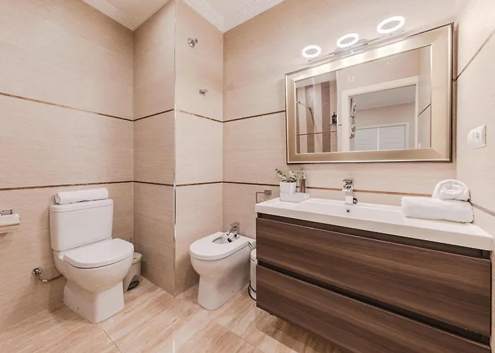Isg Jose De Velilla Centro Parking Apartment *